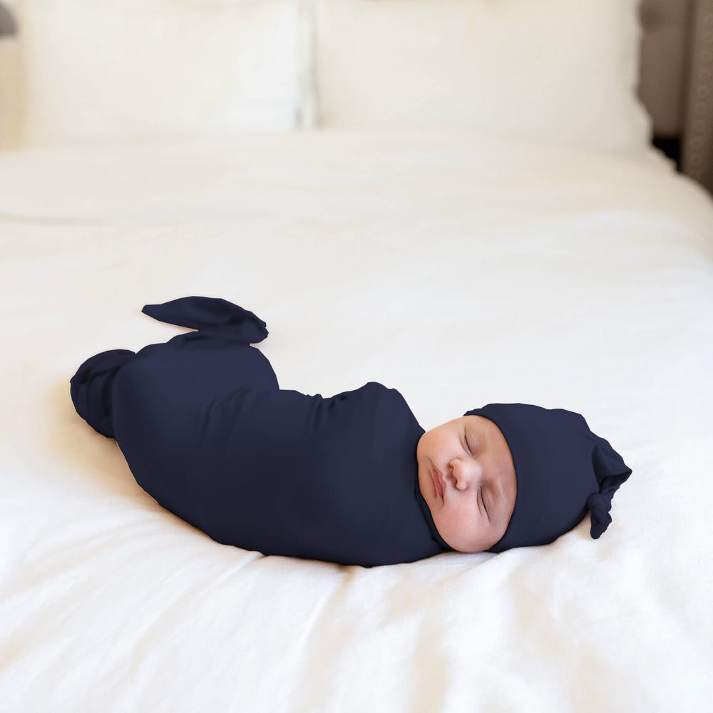 Kloovete safe-design swaddle without zippers or buttons