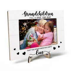 KLYTINK grandparents frame in white holds a 6x4 photo with a timeless wooden finish.