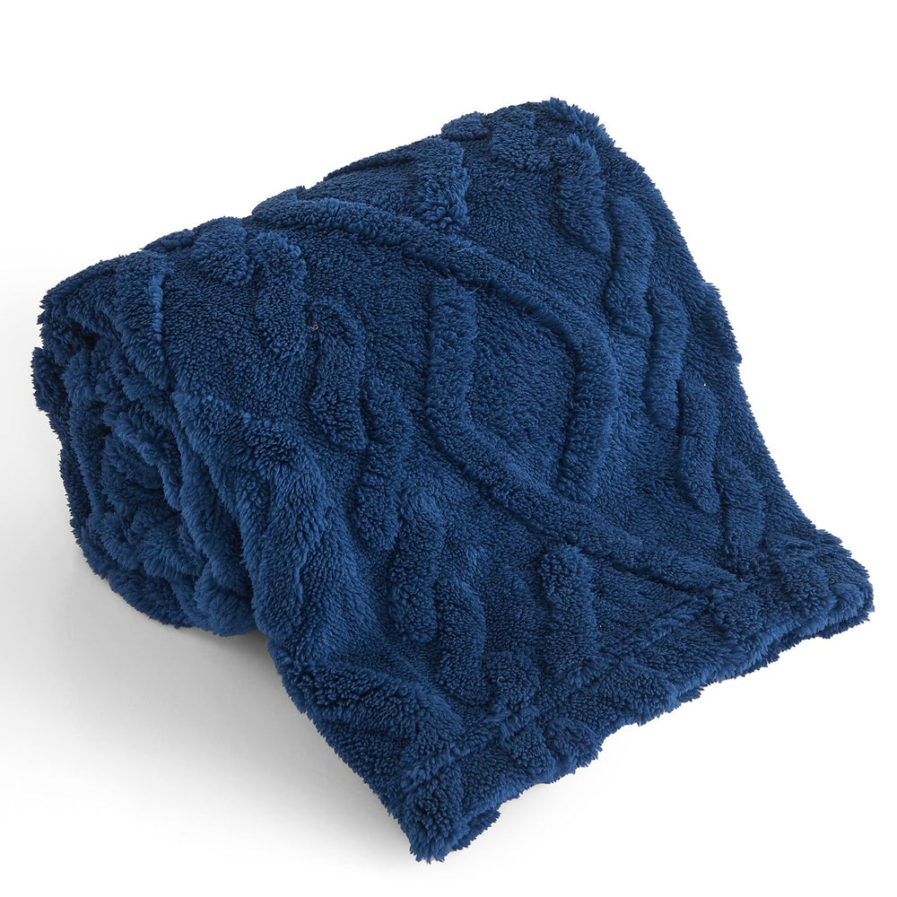 KMUSET Kids blue blanket shows 3D jacquard design for stylish decor and cozy warmth.