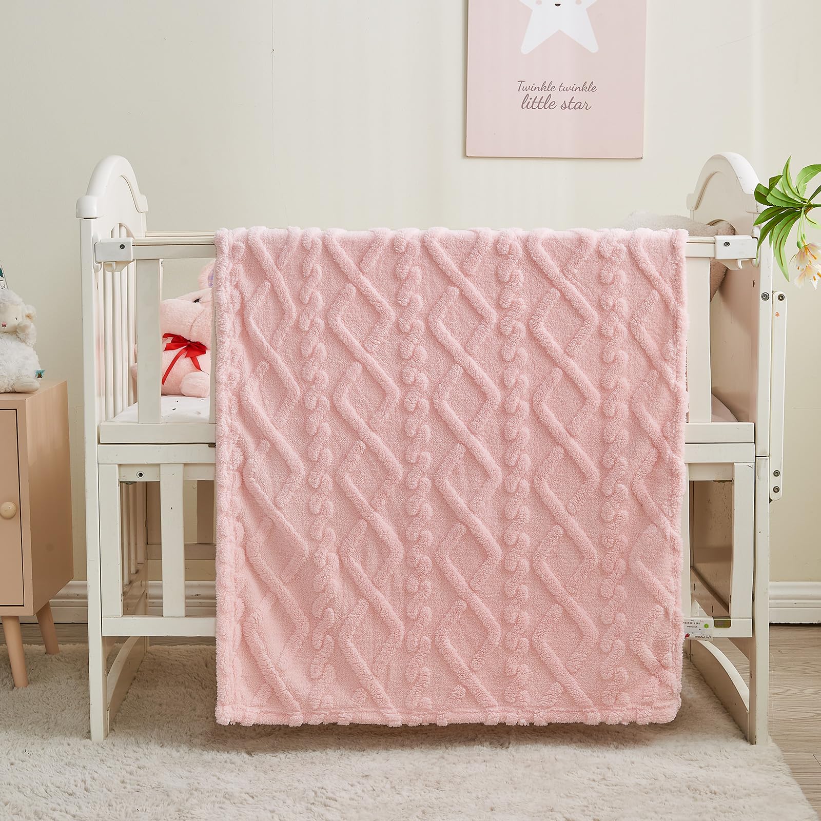 KMUSET Kids Pink Blanket stitched detail highlights durable color.