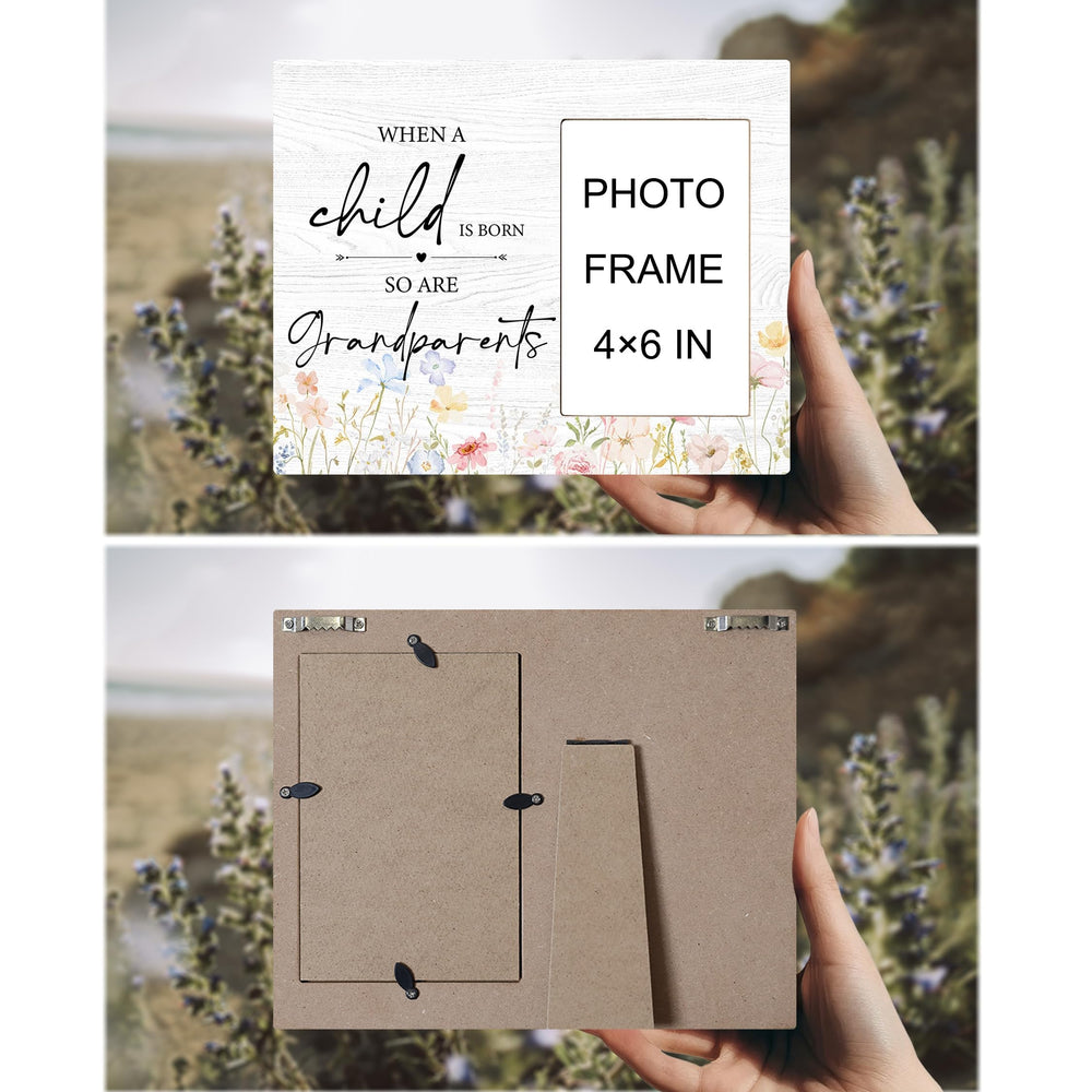 Kneaotoaji baby-announcement-frame presents newborn news as an elegant keepsake.