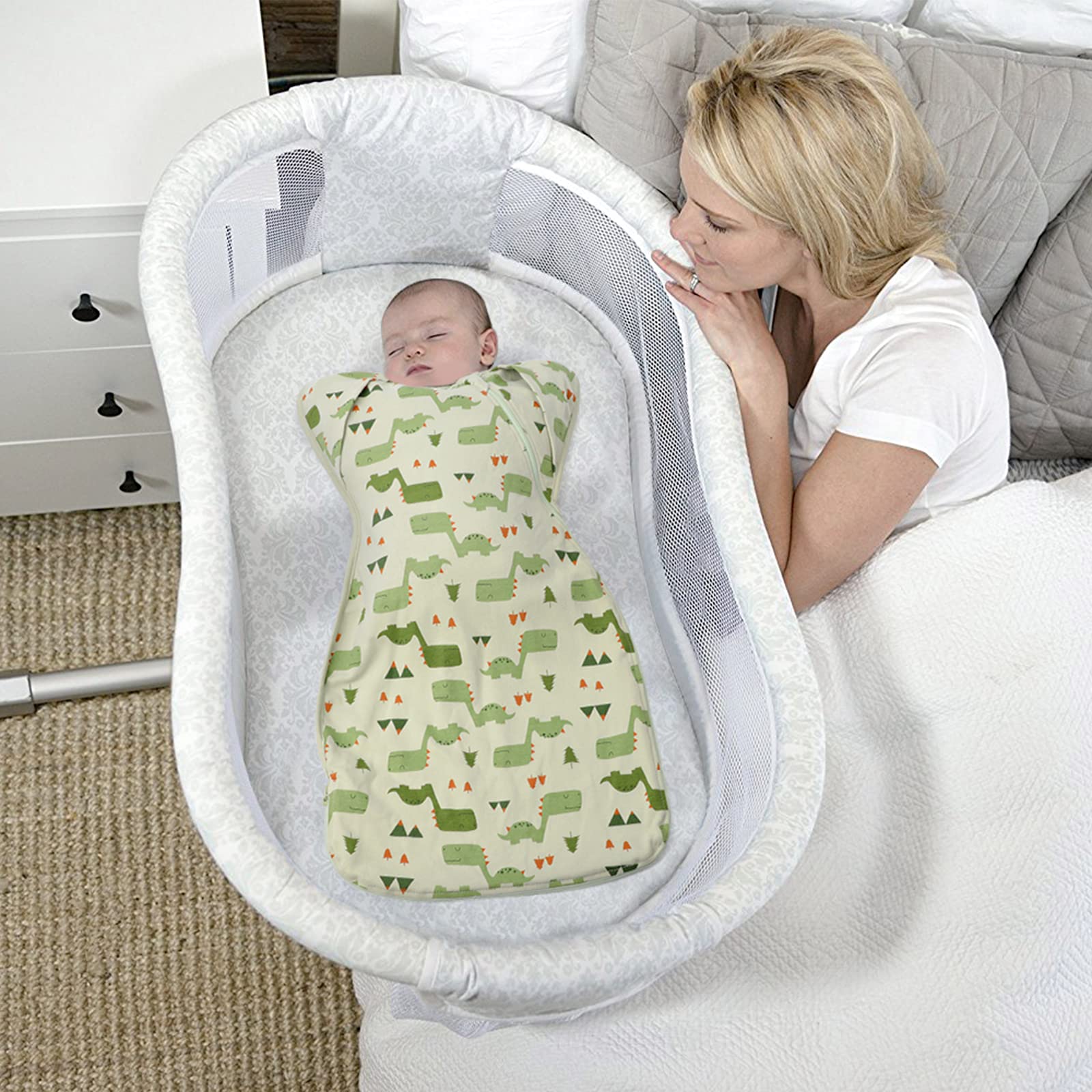 Knirose TOG 0.8 fabric for year-round comfort.