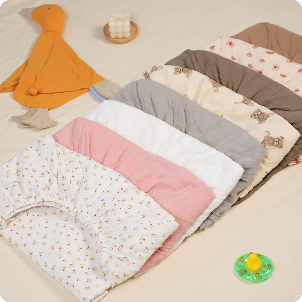 Knirose crib sheet is machine washable and easy to care for.