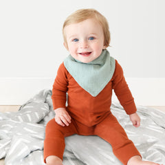 Konssy baby bibs adjustable-snaps demonstrate secure growing-baby fit