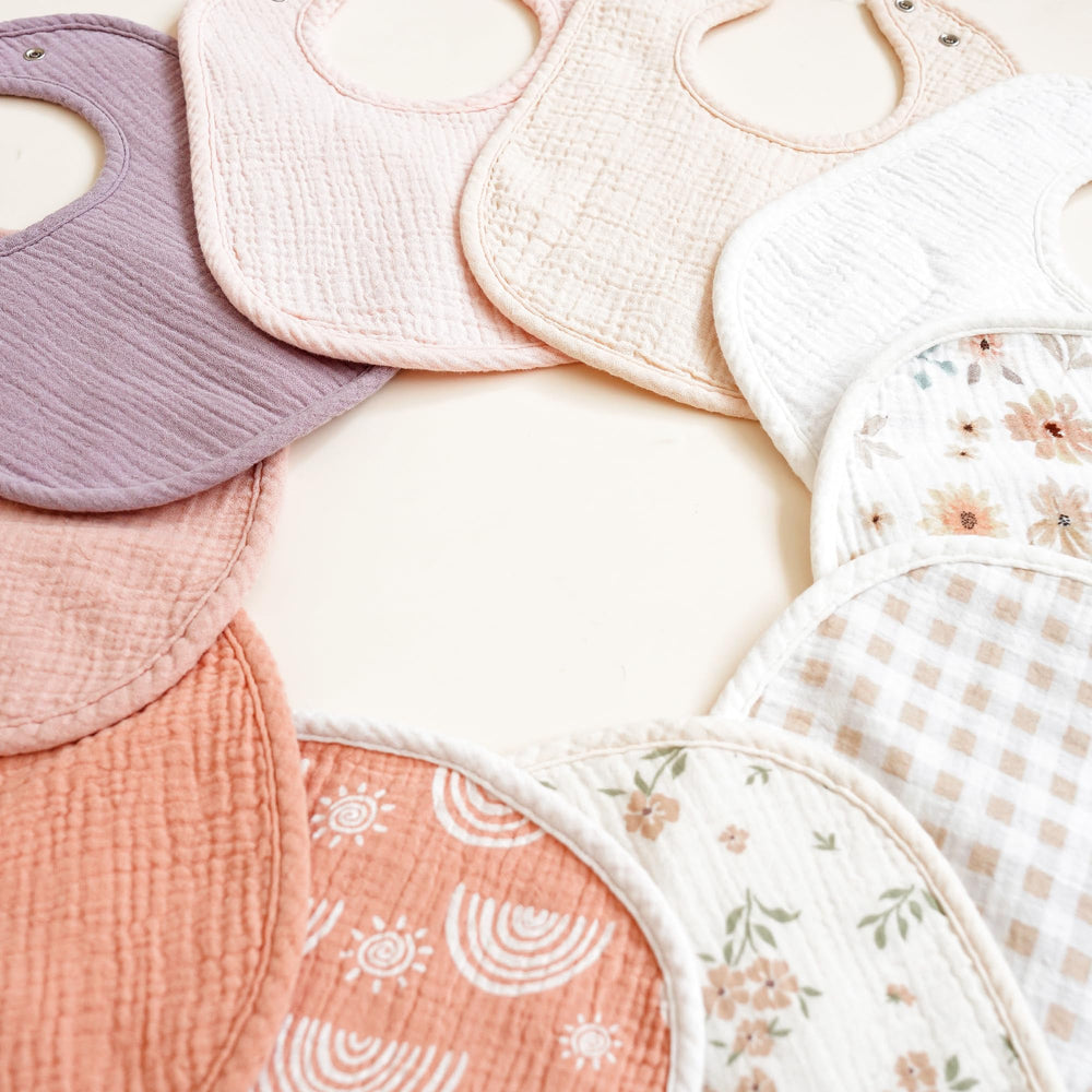 Konssy care and wash-dry friendly bibs endure machine washing.