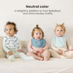 Konssy bib back view reveals cozy fleece backing for comfort and easy cleaning.