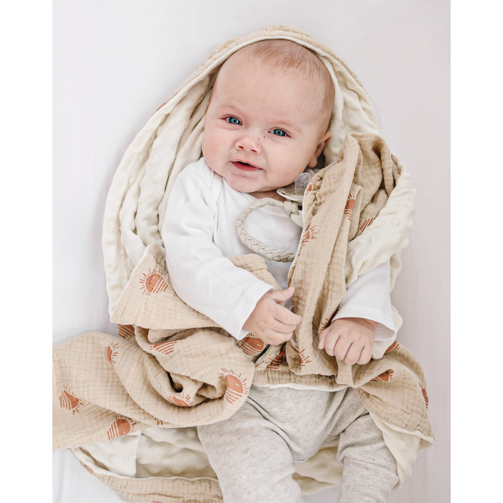 Konssy Baby Blanket care-machine-wash offers easy maintenance for busy parents.