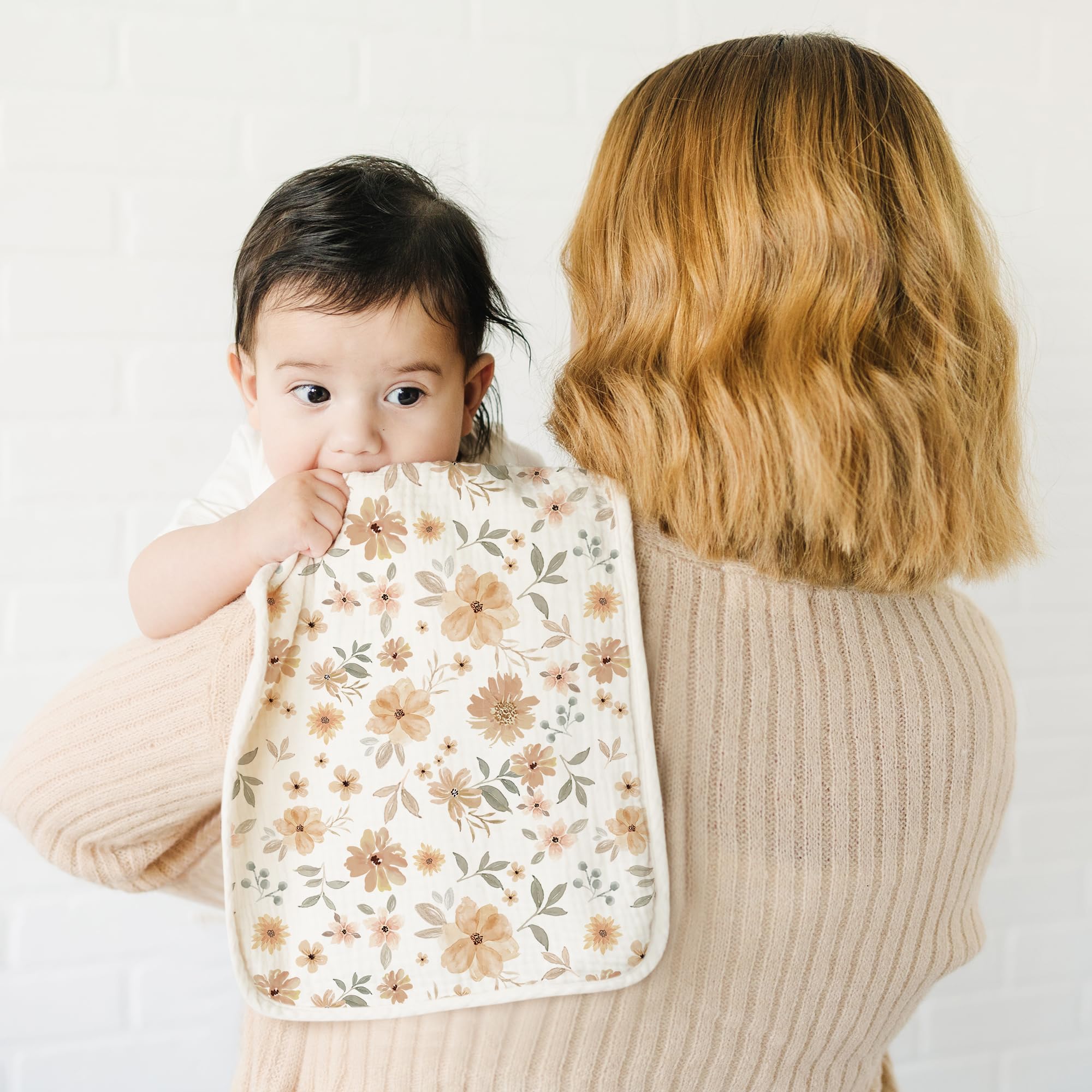 Konssy burp cloths with absorbent cotton for spills and burping