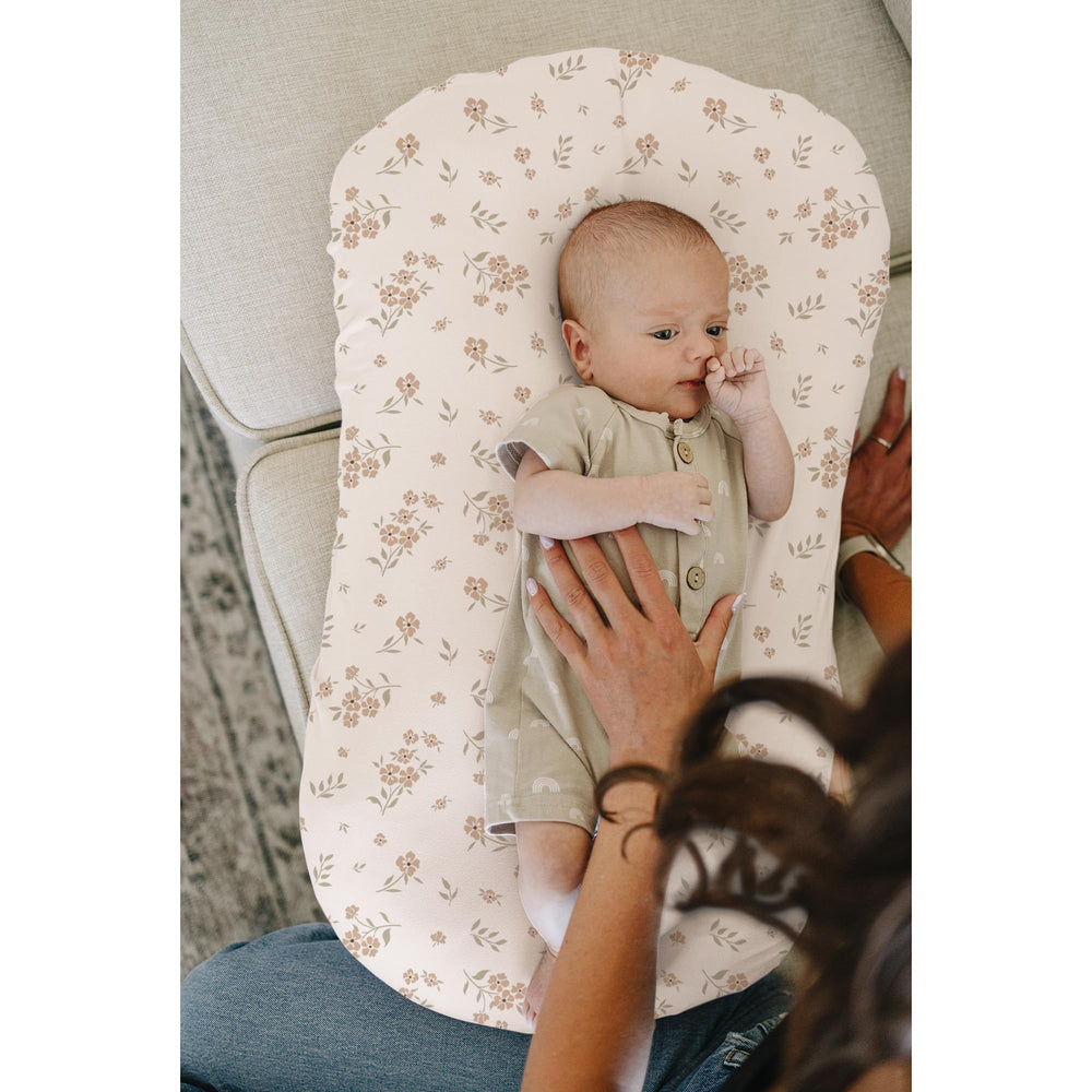Konssy baby lounger cover gifting idea showcases practical gift for new parents.