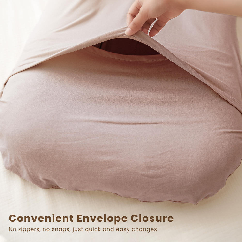 Konssy baby lounger cover envelope closure ease demonstrates quick, snug insert and secure fit.