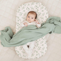 Konssy lounger cover green leaves, machine washable for quick cleanups