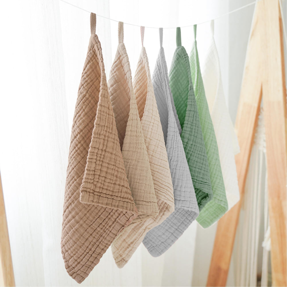 Durable stitching and long-lasting fabric featured on Konssy washcloths for repeated washings.
