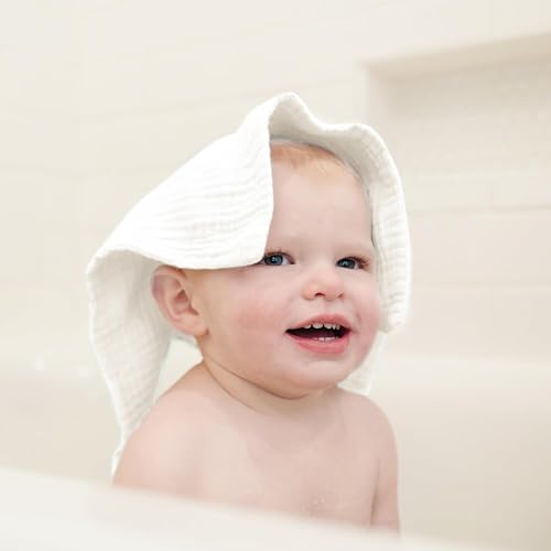 Konssy Baby Muslin Washcloths in seven colors add playful variety to bath routines