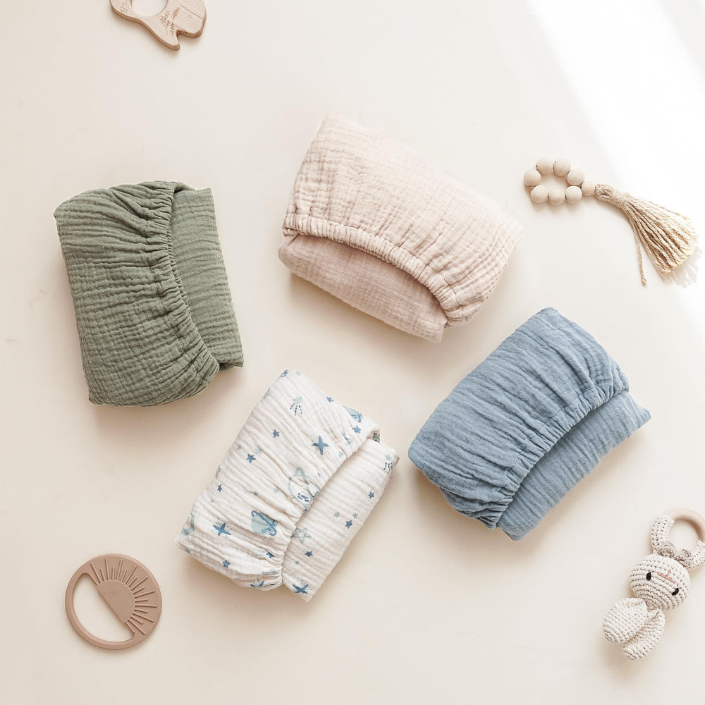 Konssy bassinet-sheets neutral color set is a gift-ready option