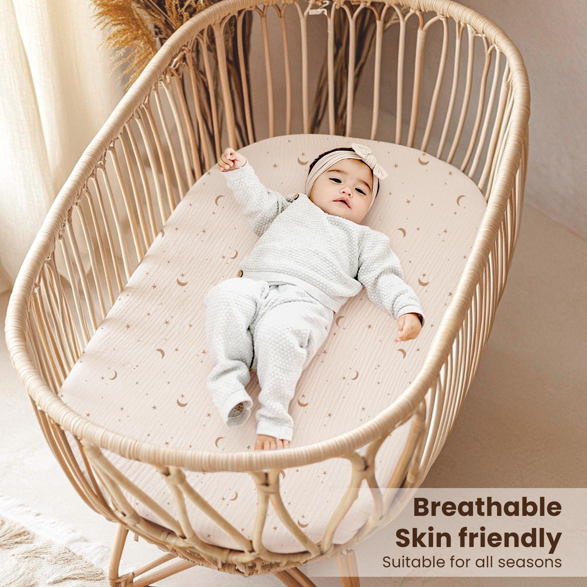 Konssy snug-fit elastic bassinet sheet keeps sheet in place as baby moves