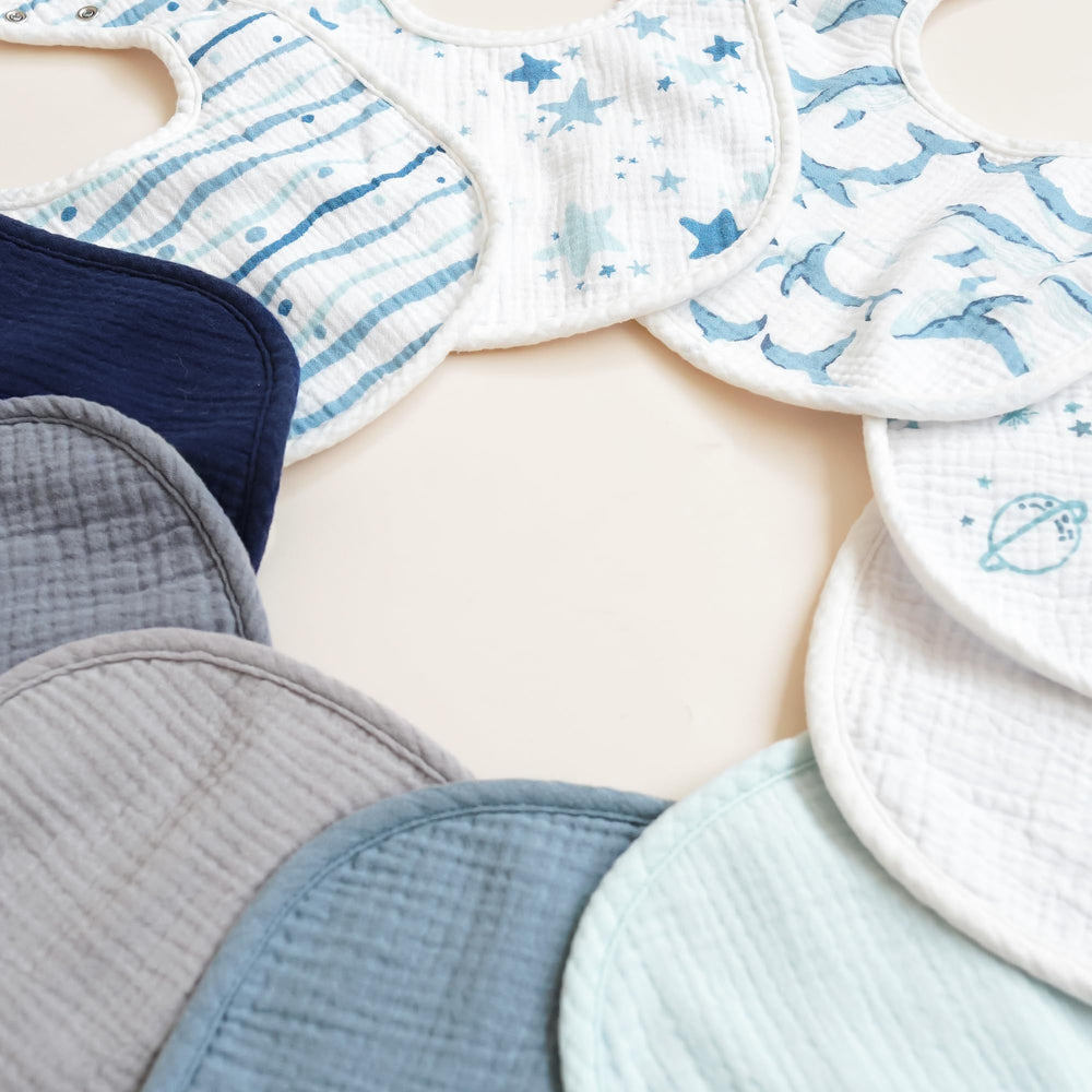 Konssy bibs are machine washable for busy parents and durable use.
