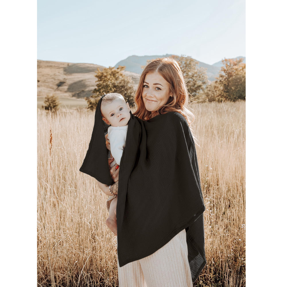Konssy car-seat cover in black offers private, clean on-the-go space.