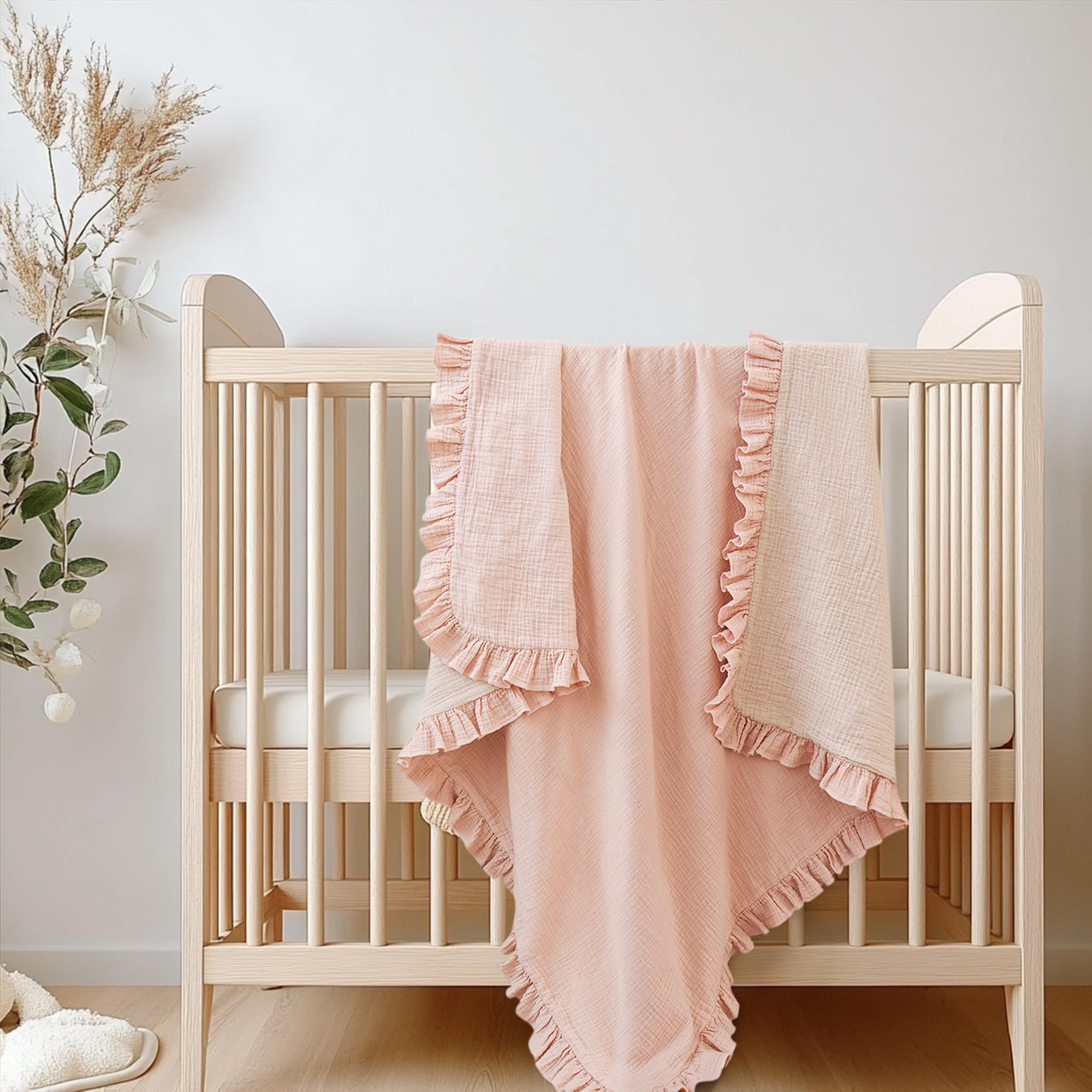 Konssy Flounce Muslin Blanket is machine washable for busy households.