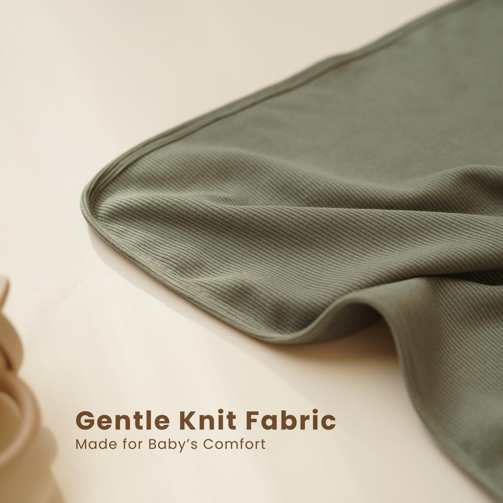 Konssy Knit Baby Blanket close-up fabric texture shows plush warmth