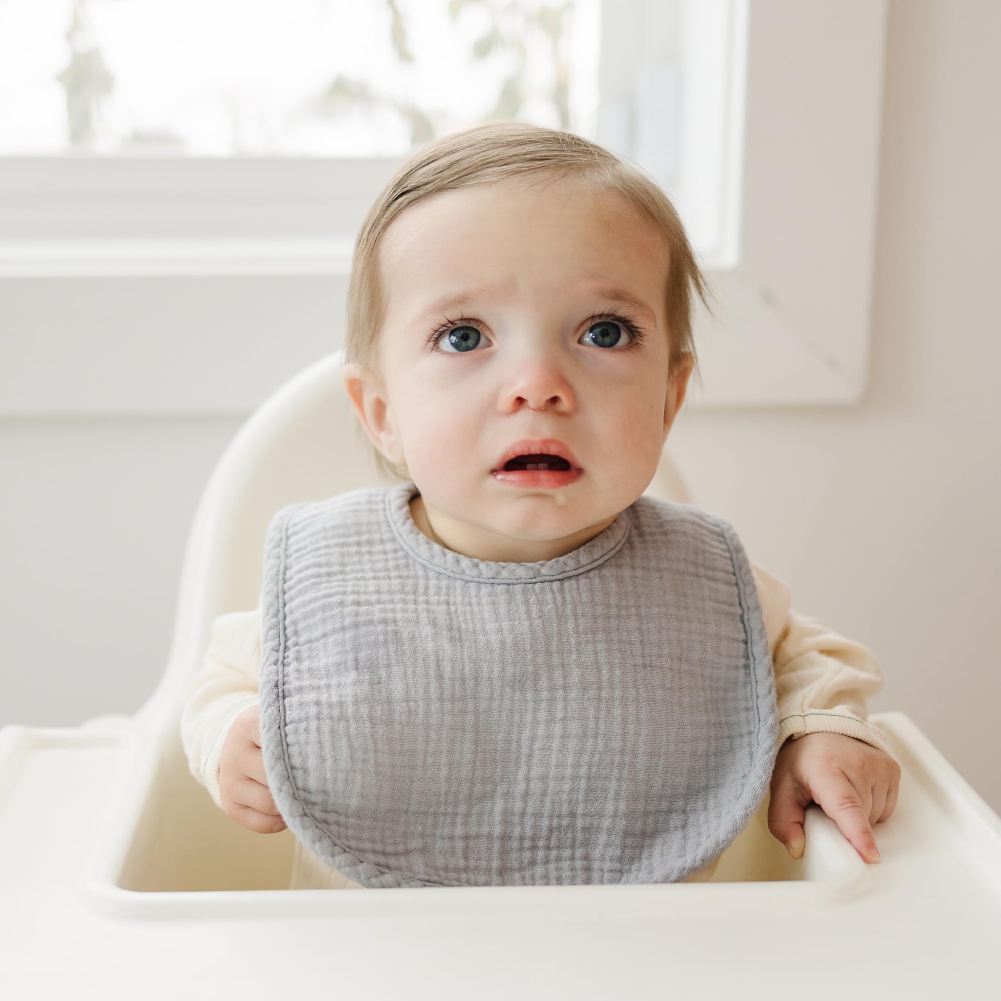 Konssy muslin baby bibs absorbent front with fleece back to prevent wet clothes
