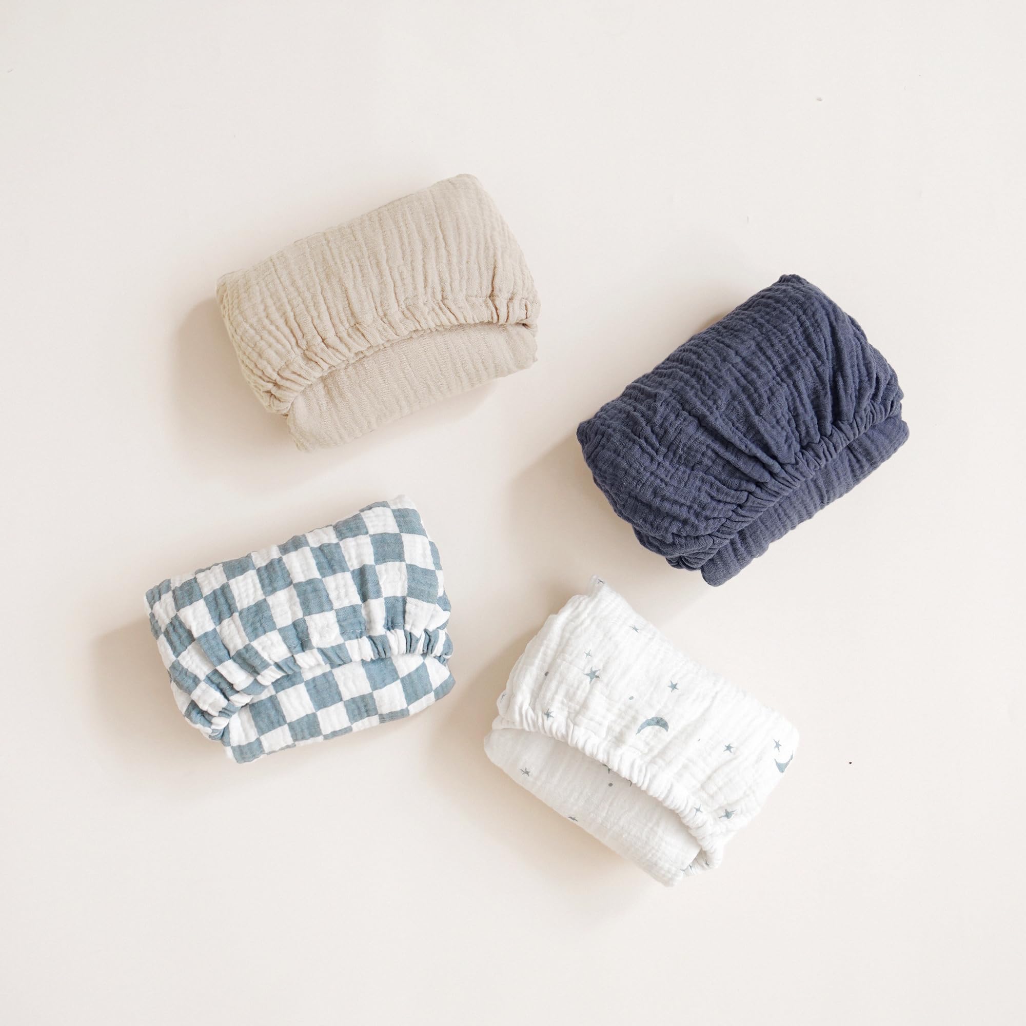 Konssy muslin sheets fit oval, hourglass, and rectangle bassinet mattresses.