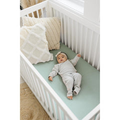Konssy muslin crib sheets 28x52 fit standard cribs with snug elastic.
