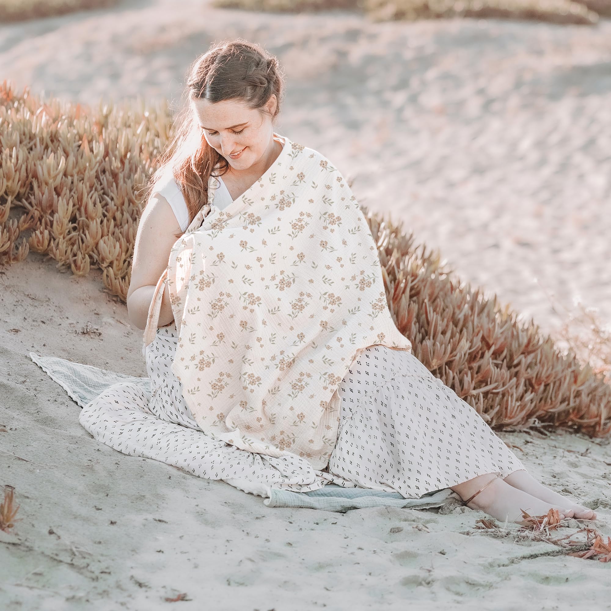 Konssy Nursing Cover adjustable neckband for a customizable fit