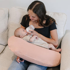 Konssy Muslin nursing cover with easy slip-on design simplifies pillow changes.
