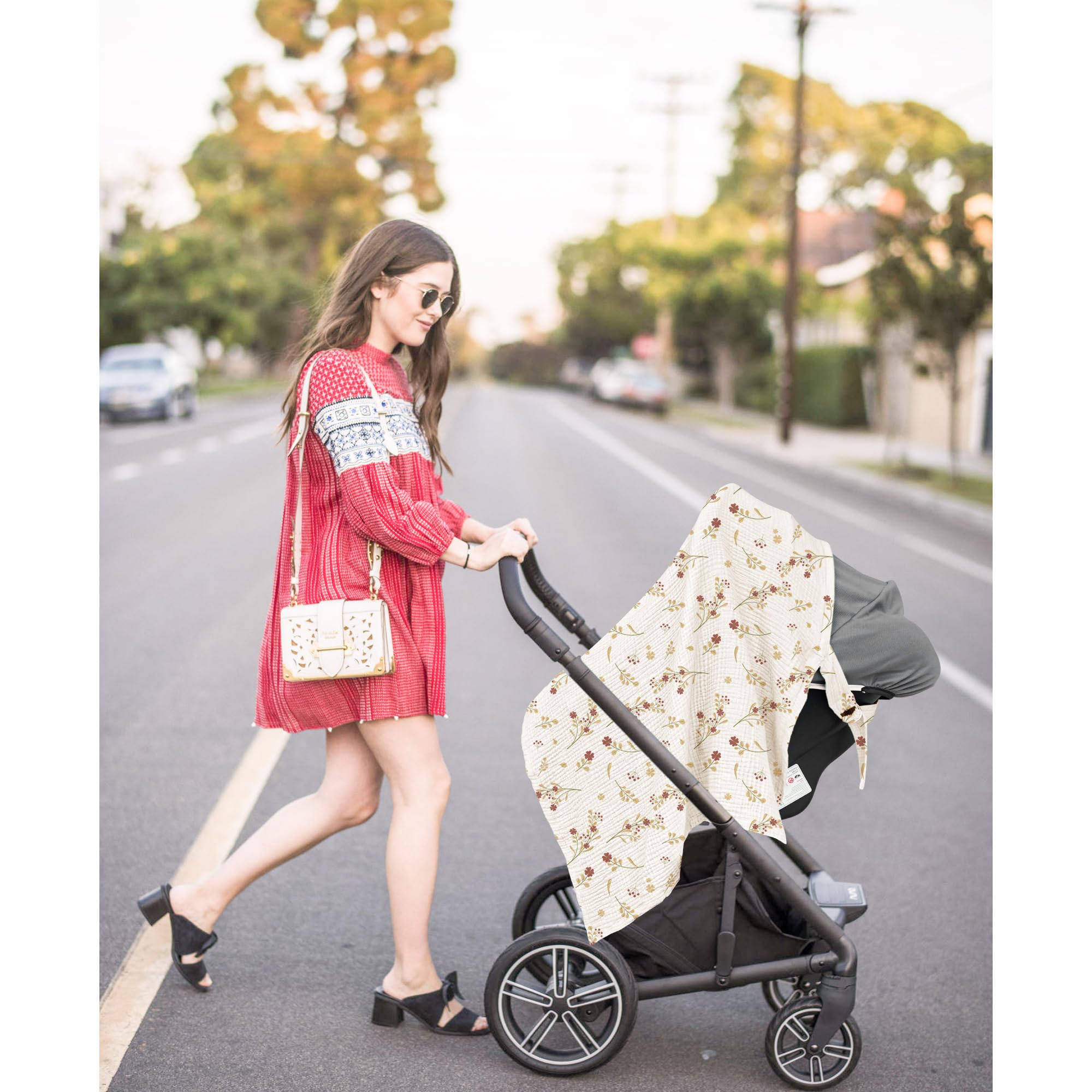 Konssy Muslin Nursing Cover color retention remains vibrant after washing.