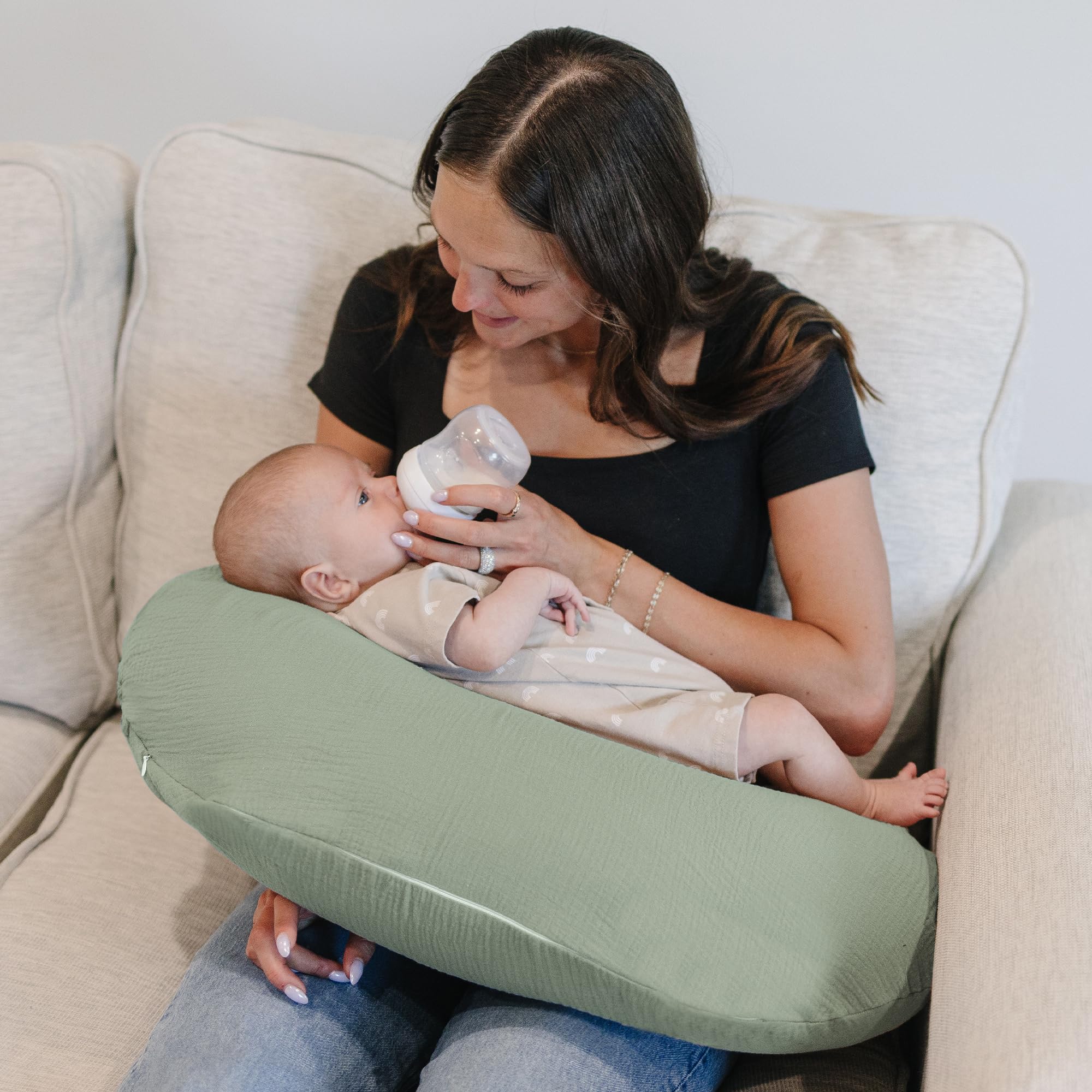 Konssy nursing pillow cover with removable zipper for easy washing.