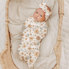 Konssy swaddle wrap 32x32 in use provides secure, breathable comfort.