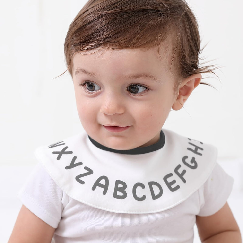 Kooape baby bib with fast-drying, highly absorbent fabric to reduce mess