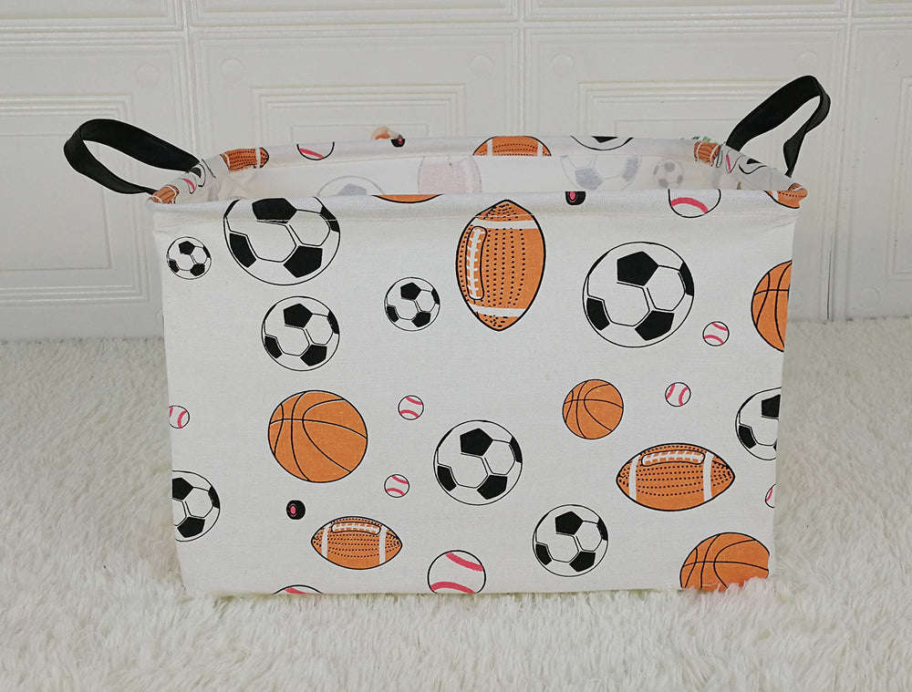 KUNRO Rectang Basket collapsible-design demonstrates lightweight, portable storage option.