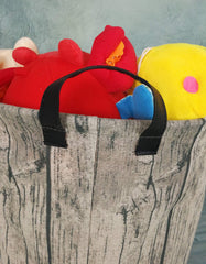 KUNRO round laundry basket tree stump inside lining closeup with waterproof coating.