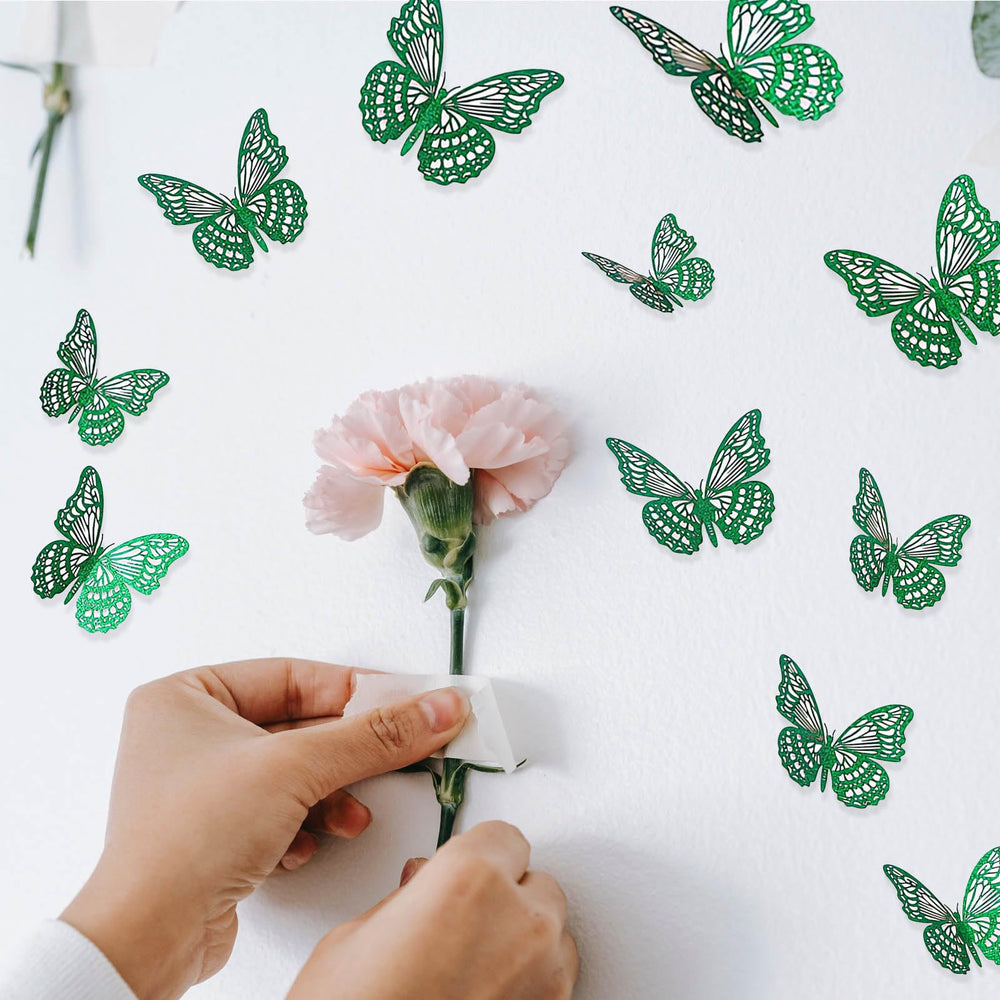 Kurilai 3D butterfly wall decor green-cake-decoration creates charming cake toppers with lightweight, removable shine.