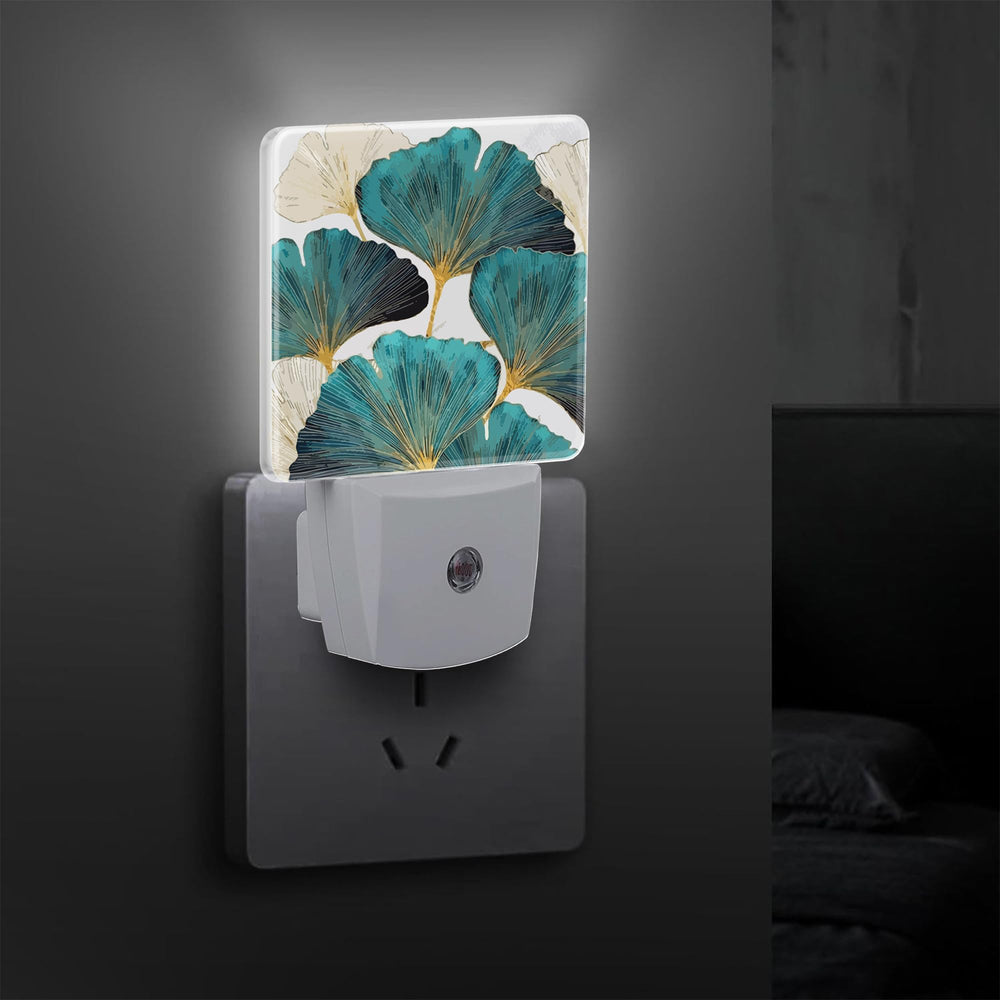 KXWQTRDD LED night light uses 0.5W to save energy.
