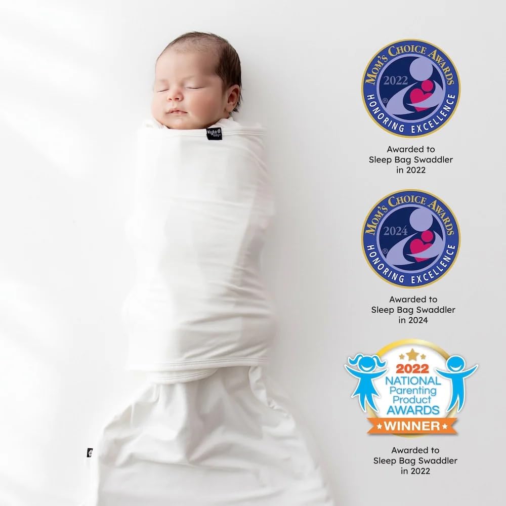KYTE BABY J-shaped double zipper enables quick diaper changes