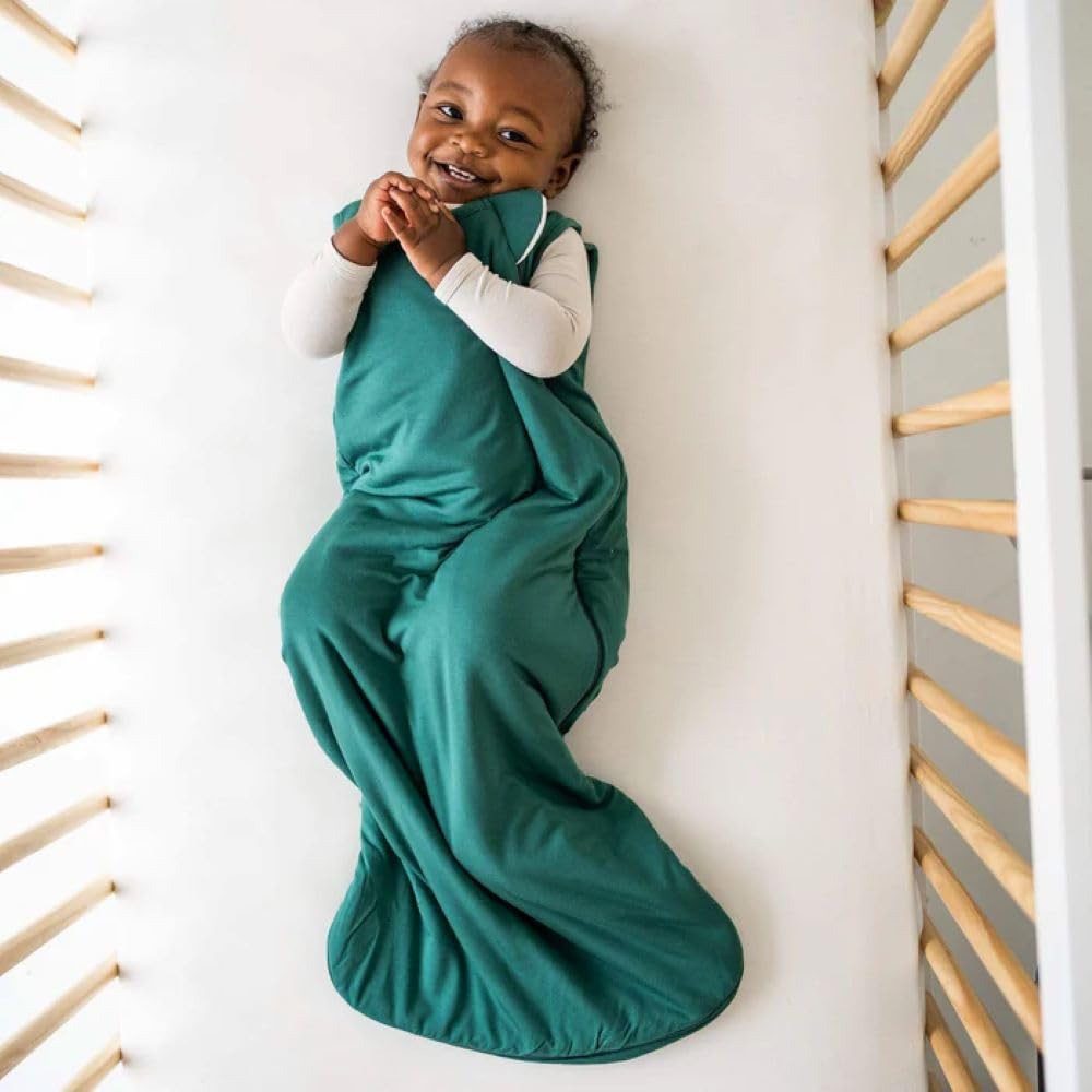 Kyte Baby sleep bag emerald zipper detail enables easy on/off for night changes