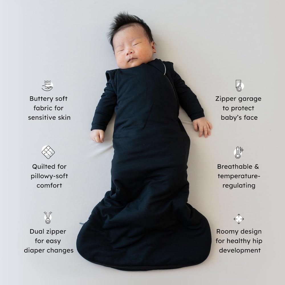 KYTE BABY sleep bag midnight zipper detail enables easy night changes