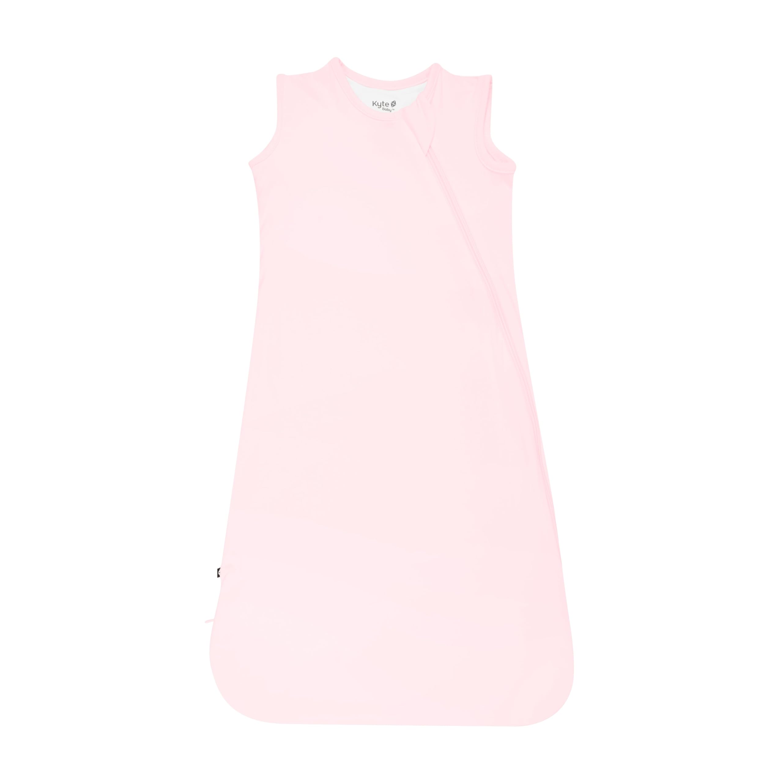 KYTE BABY sleep bag Sakura zipper-detail for easy night-time diaper changes.