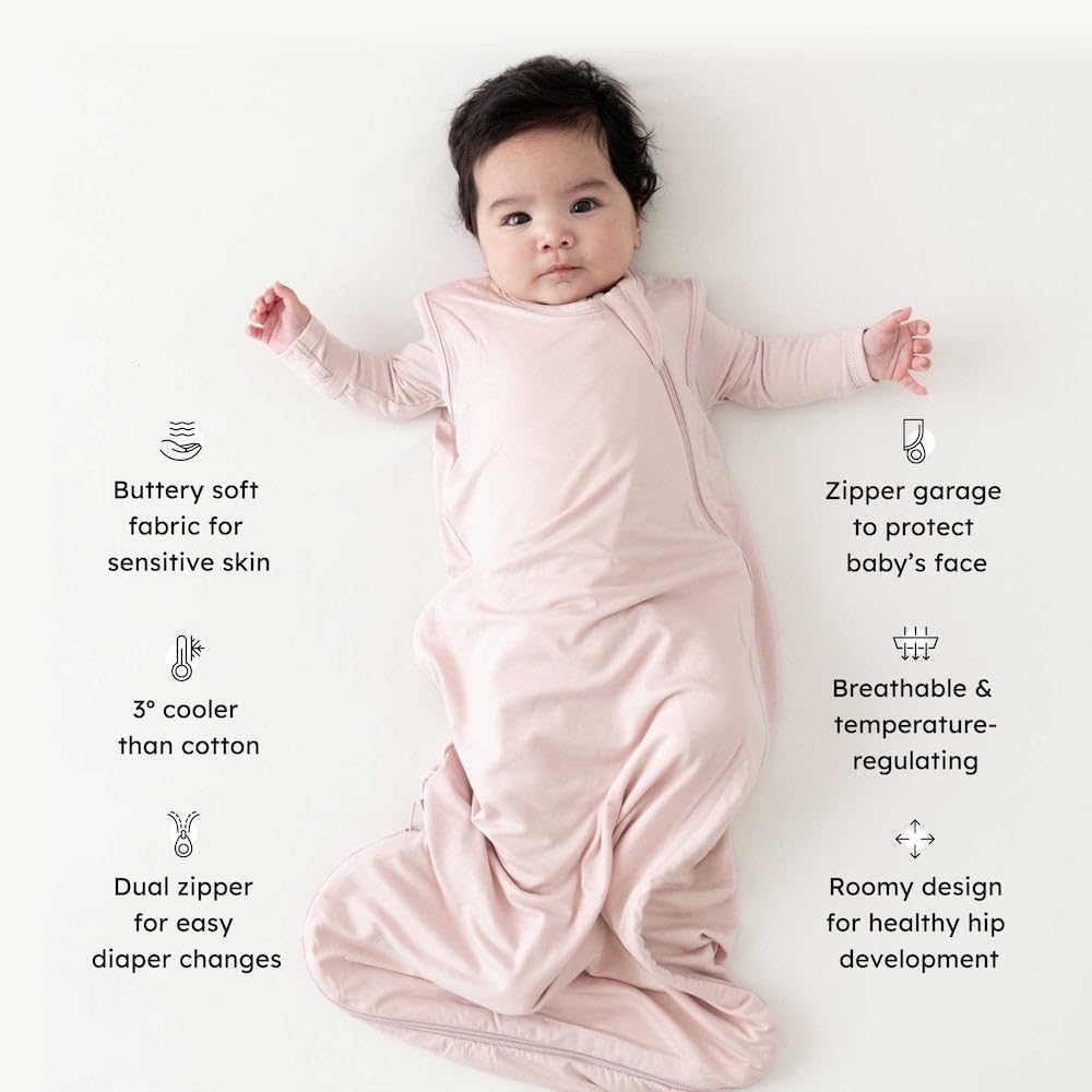 KYTE BABY sleep bag J-zipper detail enables easy diaper changes during sleep transitions.
