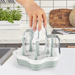 L-Wash collapsible design saves space when not in use