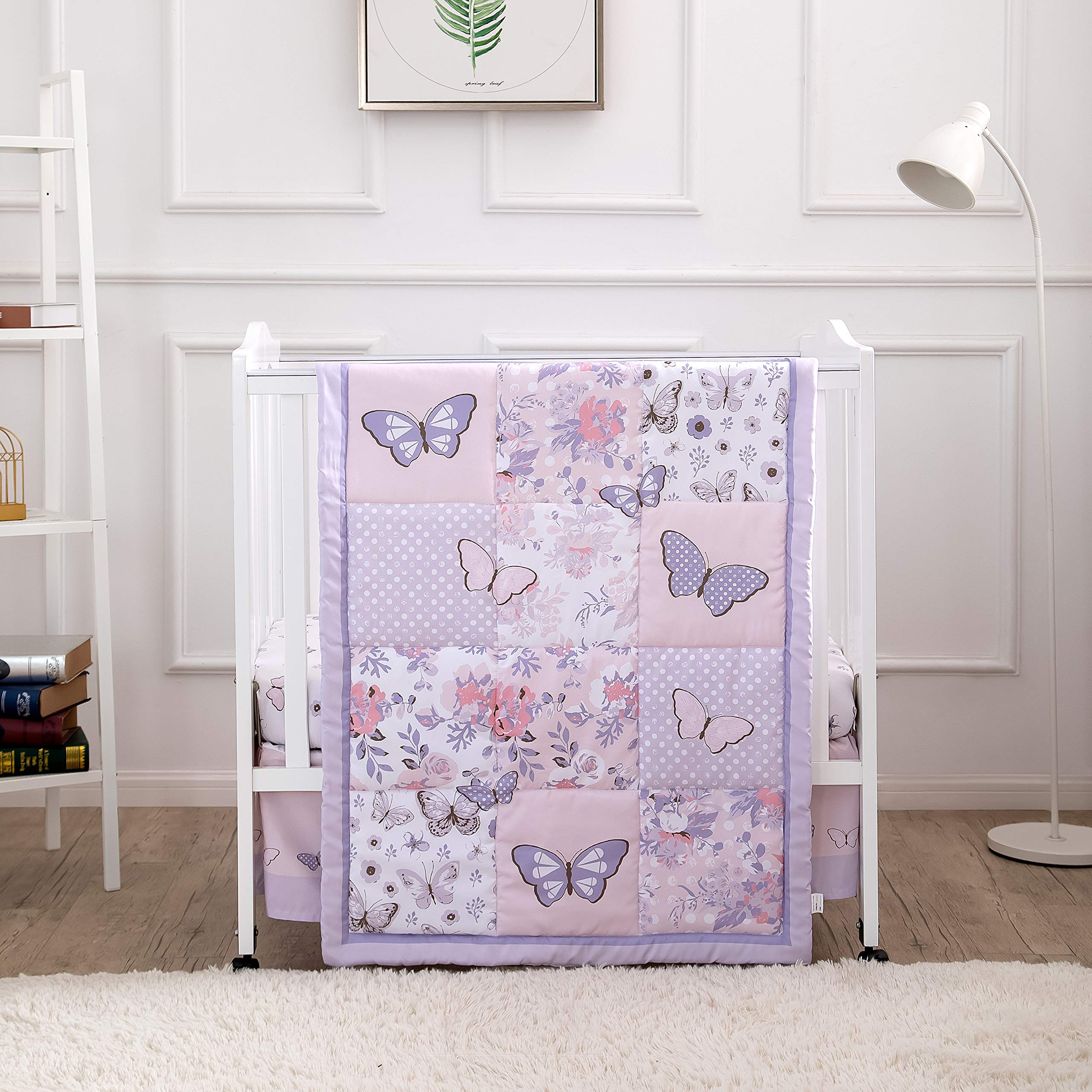 La Premura baby mini crib sheet with pastel butterfly pattern offers a snug fit.
