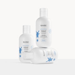Laboratorios Babe cradle cap shampoo easy-open cap for quick parent use.