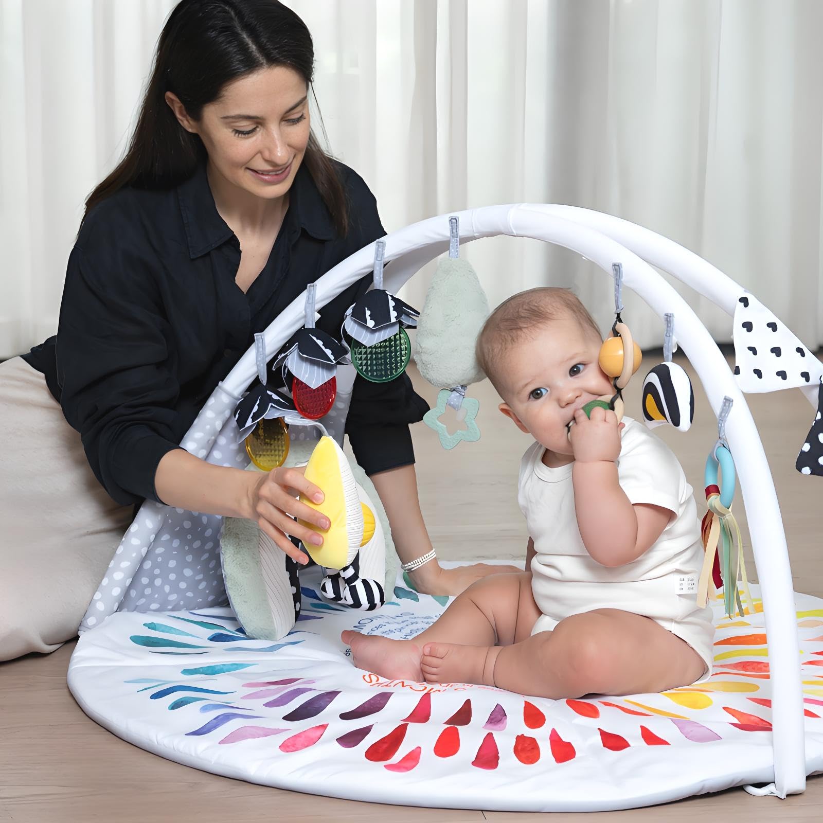 LADIDA play mat with non-slip bottom for stable baby playtime.