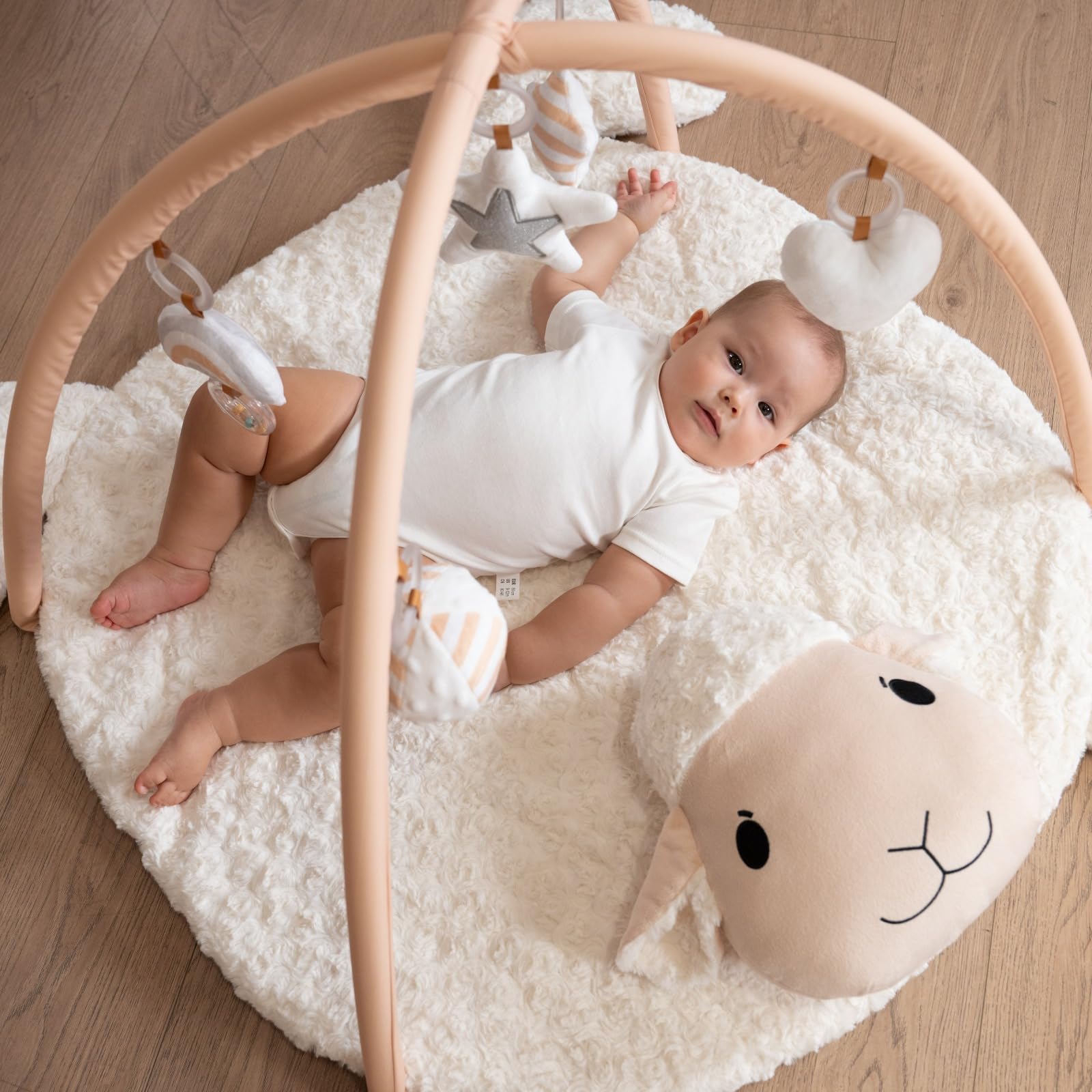 LADIDA Baby Play Mat soft textures close-up show skin-friendly materials.