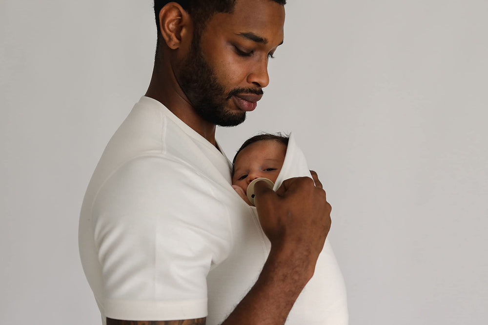 Lalabu design remains fashionable and practical for bonding on the go.