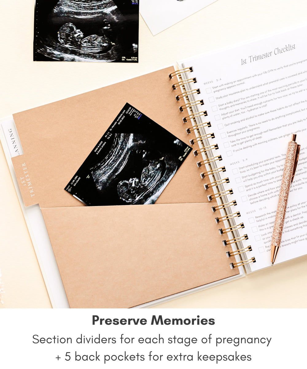 Lamare gift-ready packaging enhances the pregnancy keepsake gifting experience for loved ones.