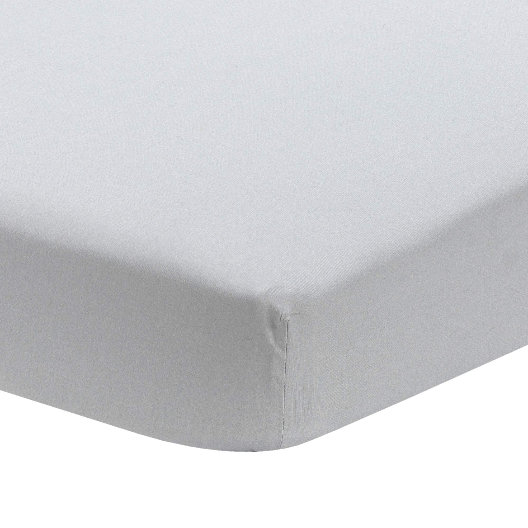Lambs & Ivy breathable cotton sheets for comfortable nursery use.