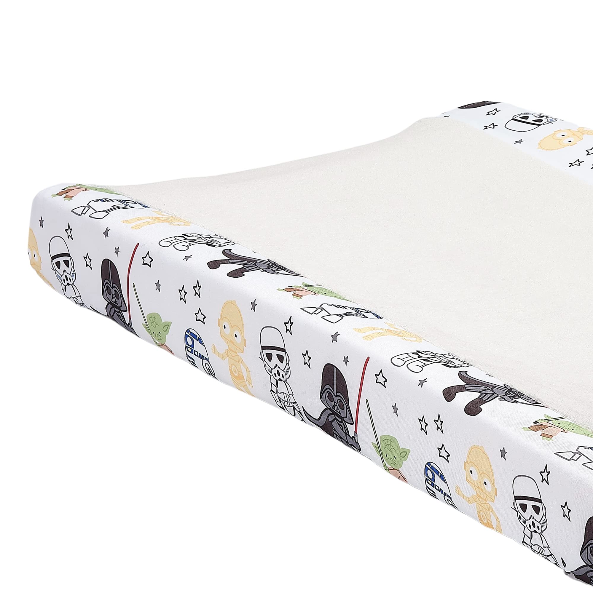 Lambs & Ivy Star Wars cover shows side panels with Yoda and Vader for a playful diaper change